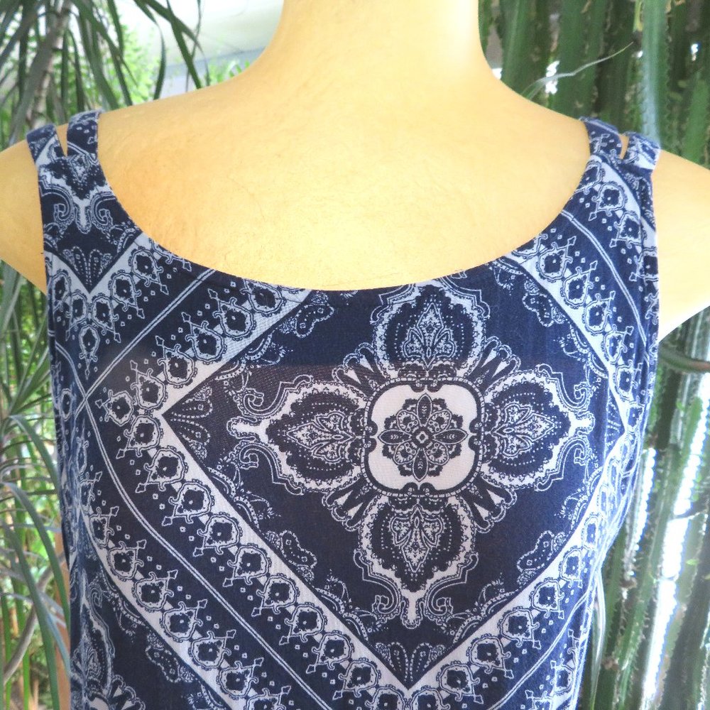 Vintage side slit midi length dress - Picture 4 of 7